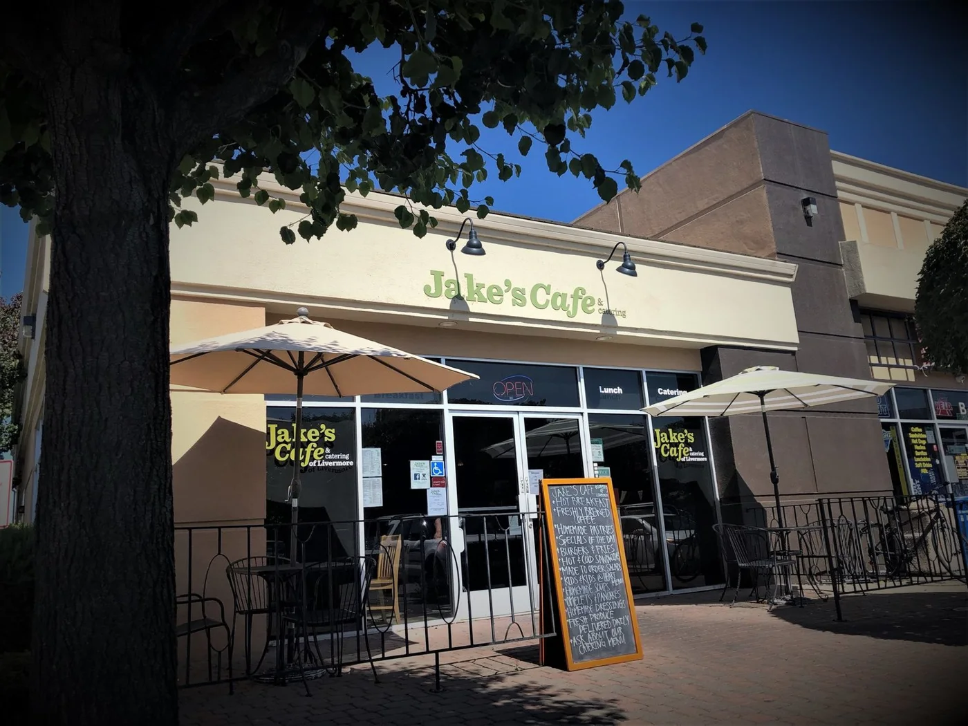 Jake's Cafe & Catering business photo